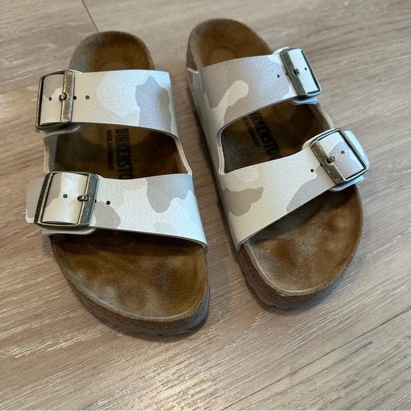 Birkenstock Arizona Birko-Flor Sandals in Desert Soil Camo Sand Size 38 - Picture 6 of 10